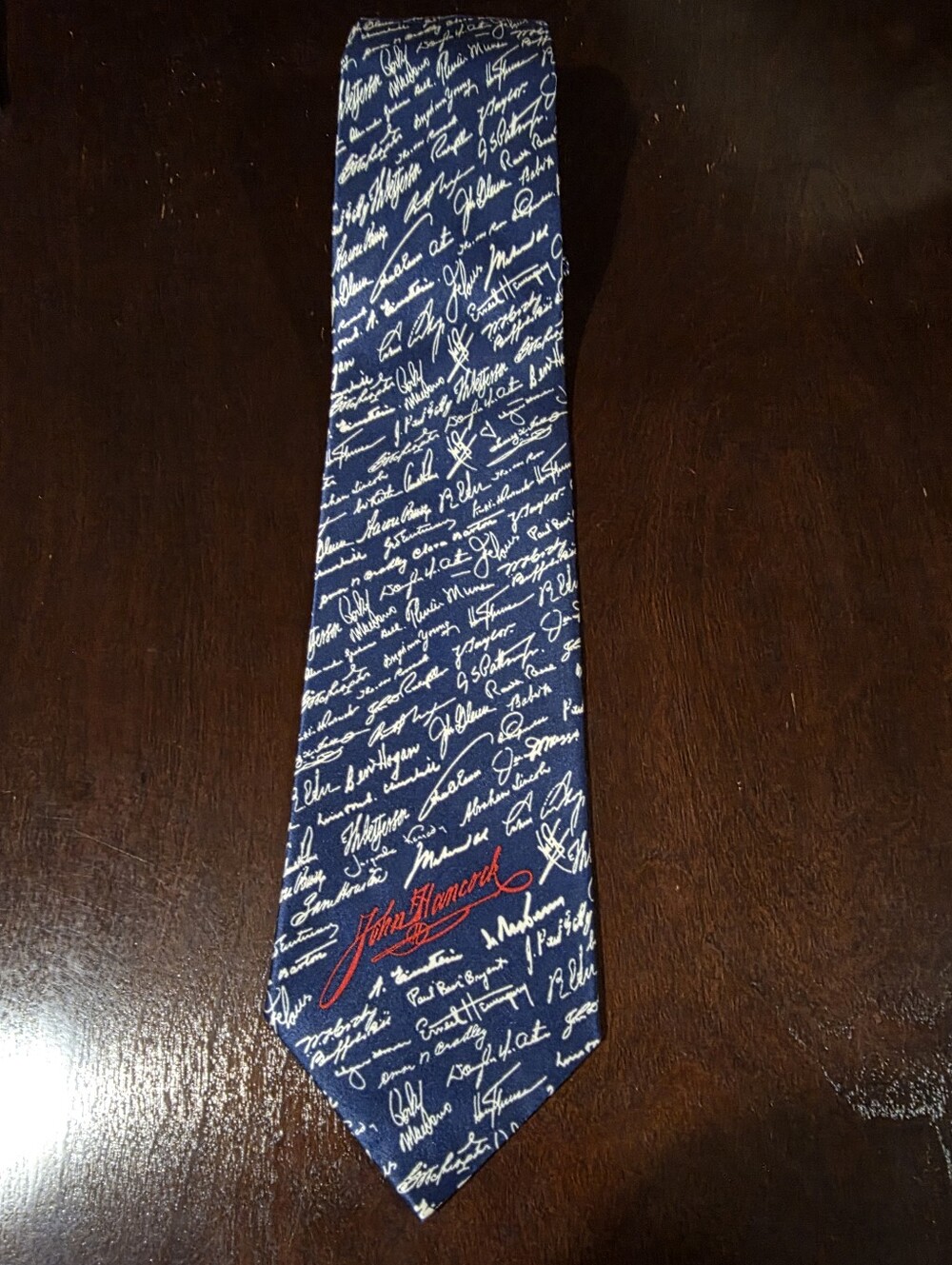 Mens Museum Jhon Hancock Signature Tie